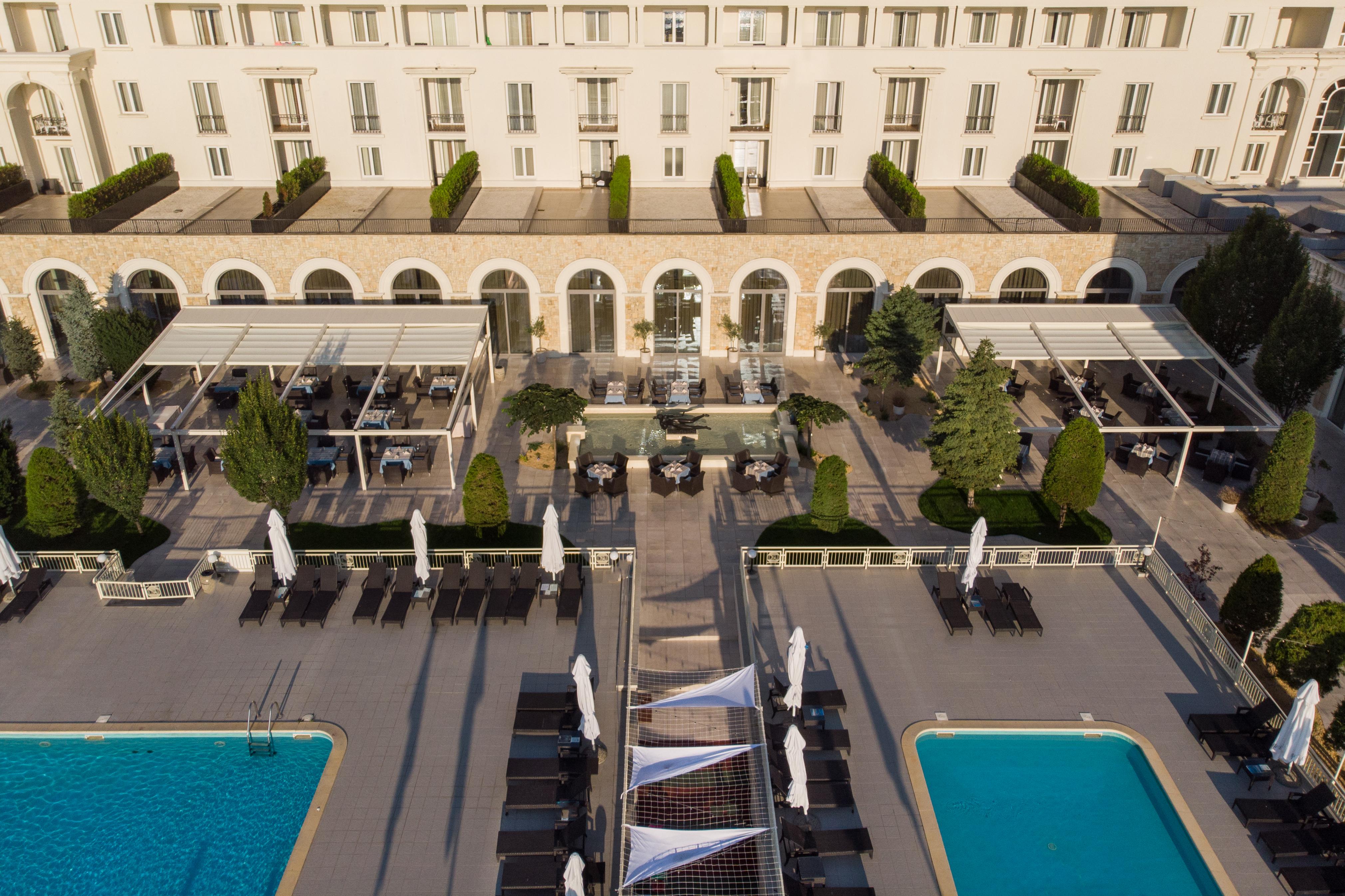 Iaki Conference & Hotel
