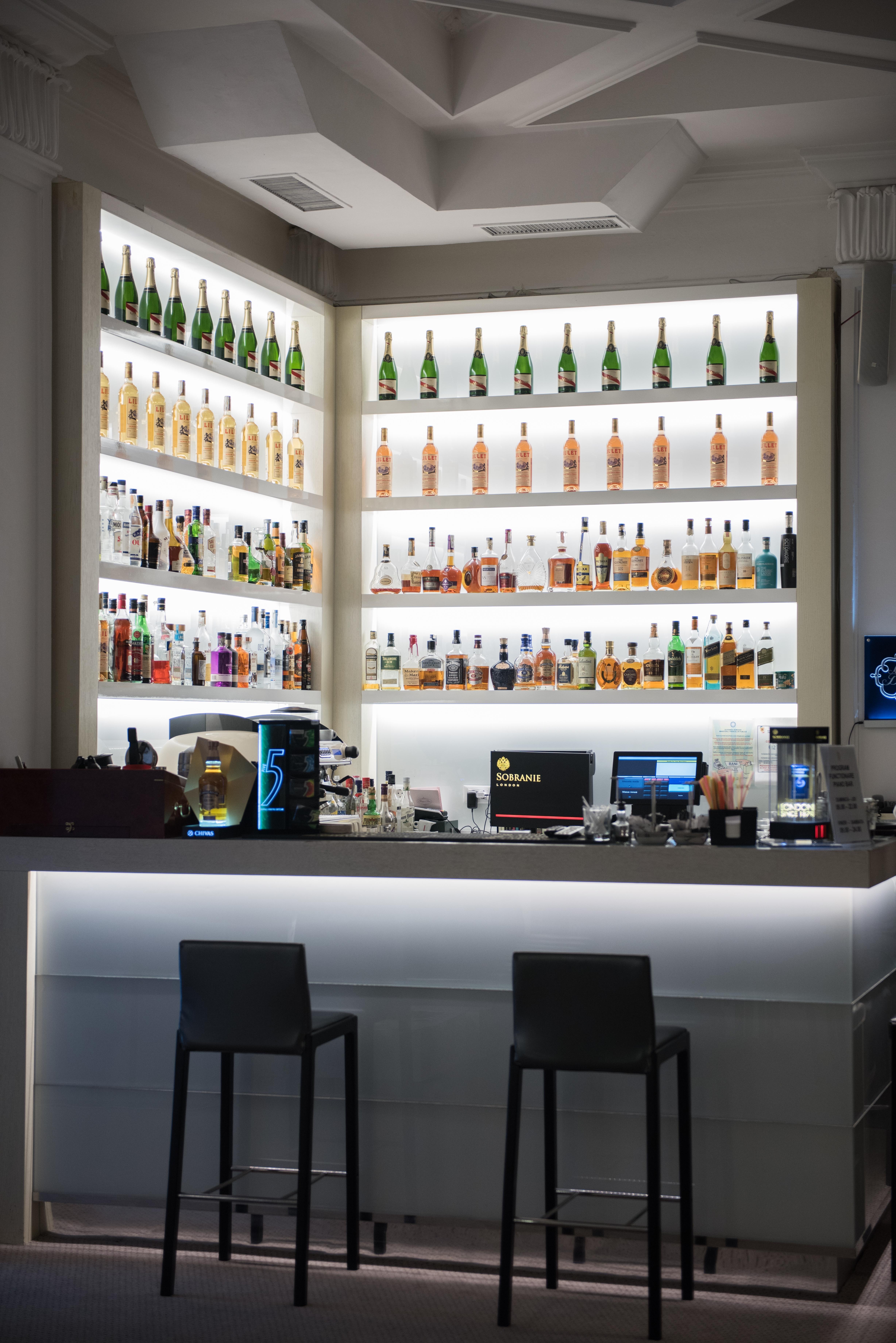 Iaki Conference & Hotel 4*
