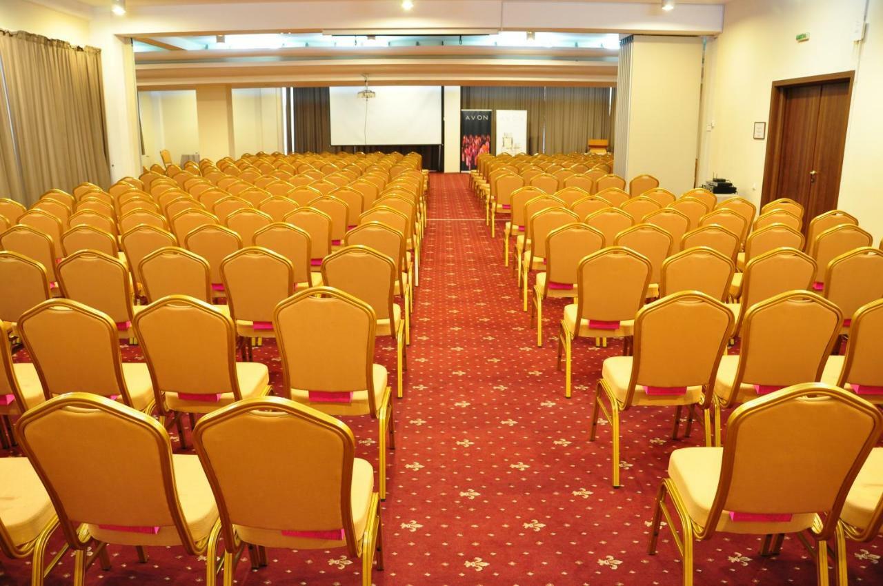 Iaki Conference &