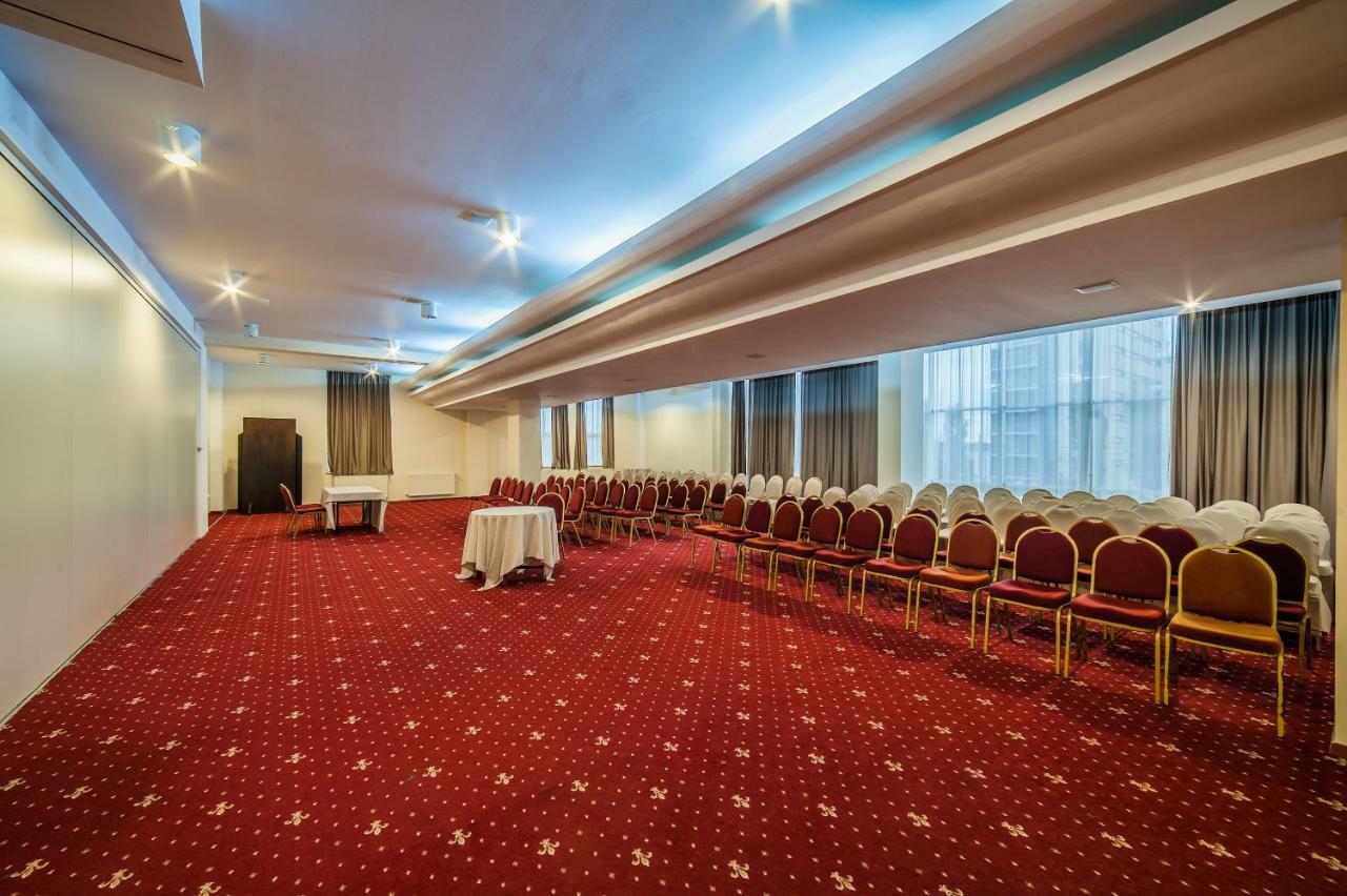 Iaki Conference & 4*